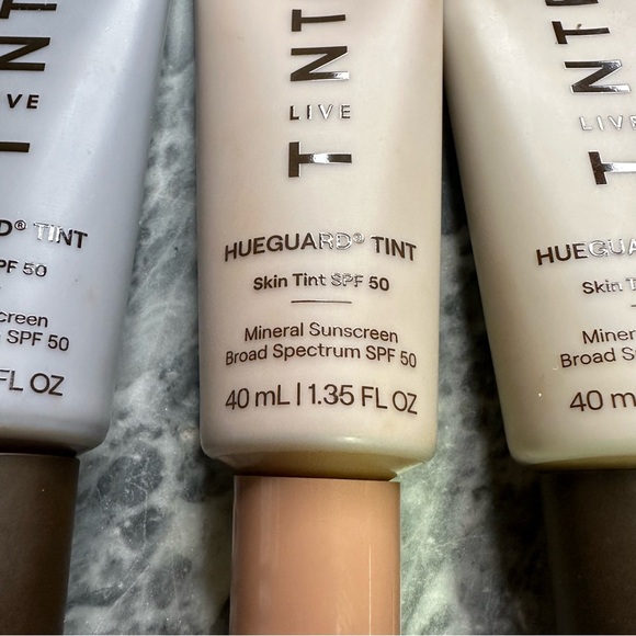 Live Tinted Hueguard Tint Foundation - Picture 2 of 5